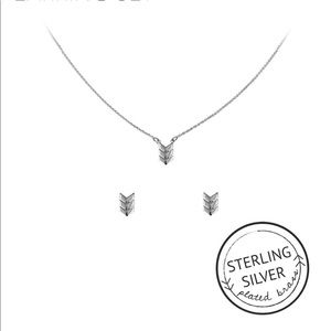 KITSCH Chevron/Arrow Necklace and Earring Set